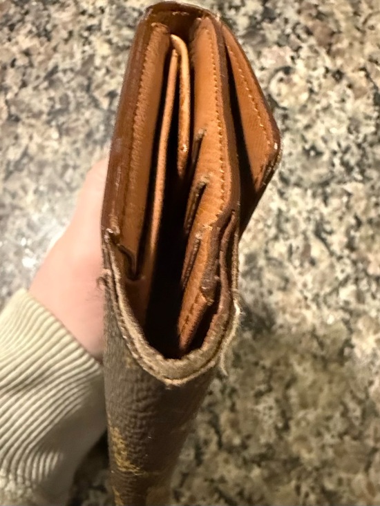 Vintage Louis Vuitton Trifold Wallet - Picture 4 of 14